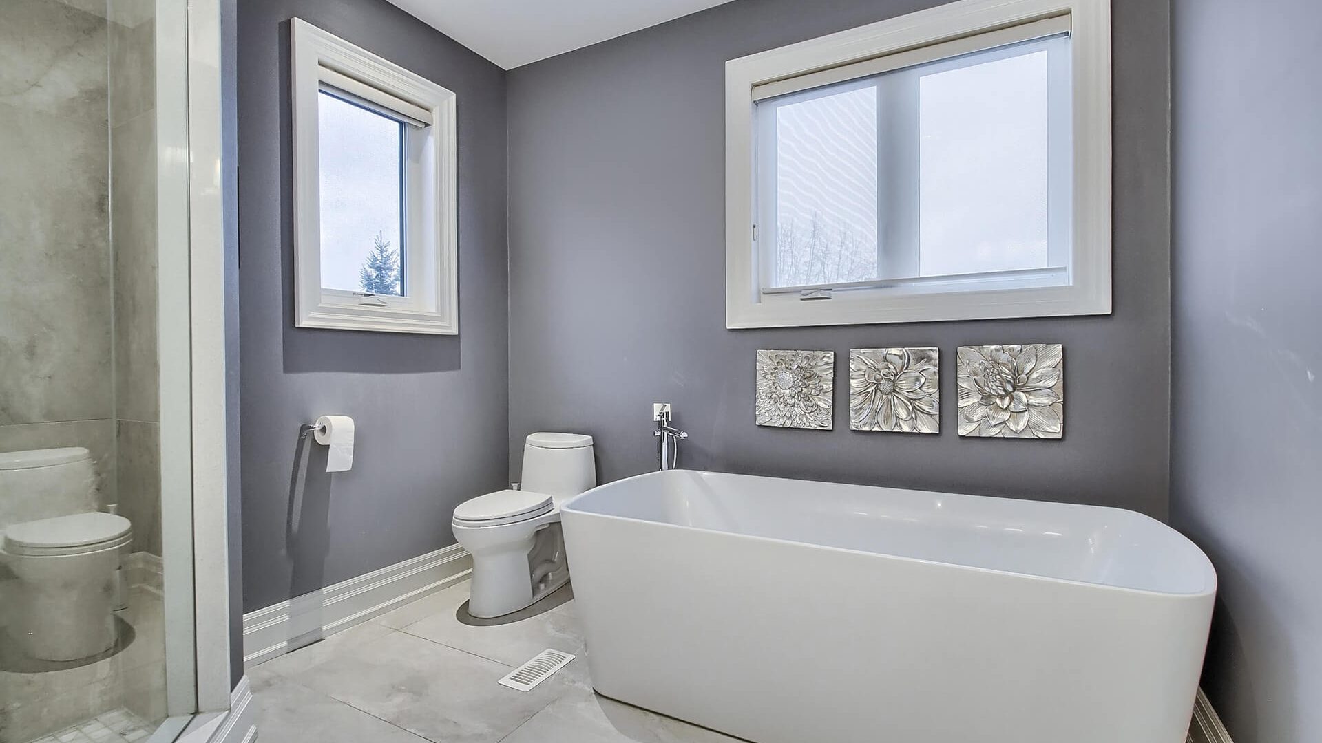 Luxury bathroom renovation in Aurora, ontario.